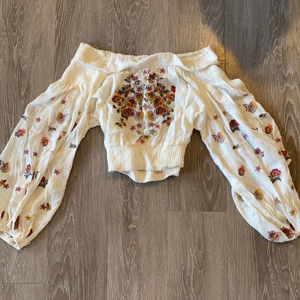 Altar’d State off shoulder blouse